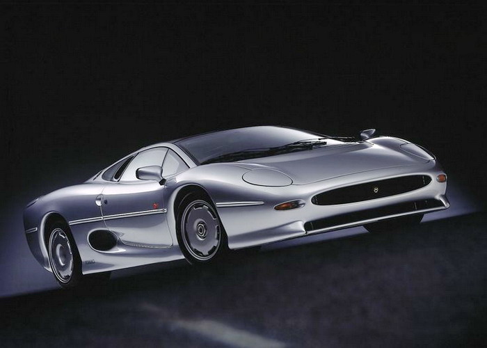 Kezdőlap 2 Jaguar XJ220 – a leggyorsabb országúti nagymacska