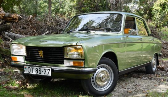 Peugeot 304 SLS limuzin – aranyzöld kisoroszlán